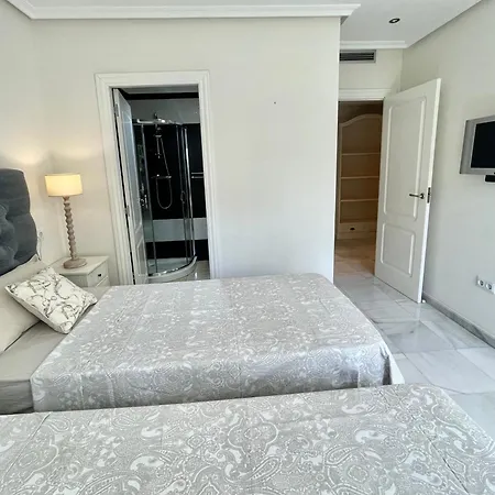 Luxury Ducado Real Hills Appartement *
